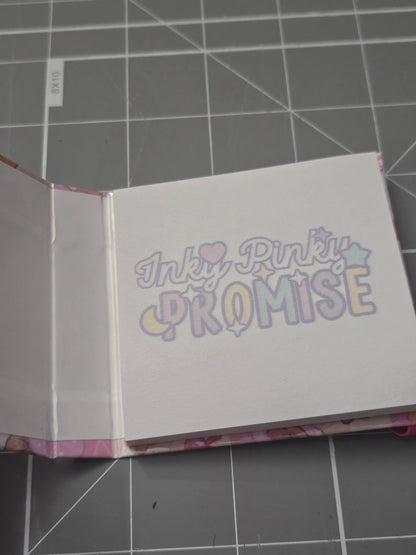 3x3 Capybara Sticky Notes Holder